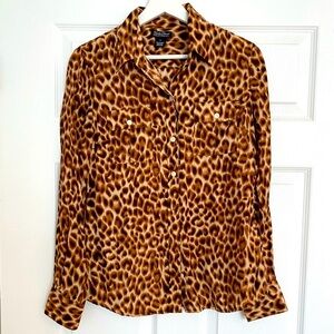 Lucky Brand 100% Silk Relaxed Fit Leopard Print Blouse Long Sleeve Button Up, S